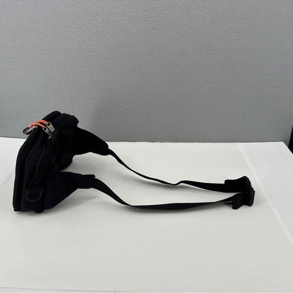 Vintage REI Lumbar Fanny Hip Pack Waist Bag Sling Crossbody Hiking Backpacking - Picture 2 of 16